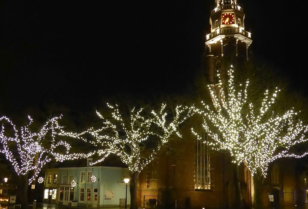 VOORUITKIJKEN